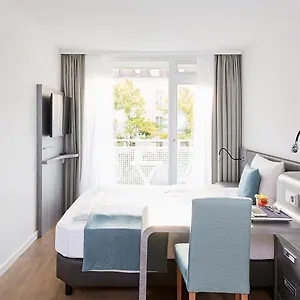 Living 3*, Nürnberg Tyskland